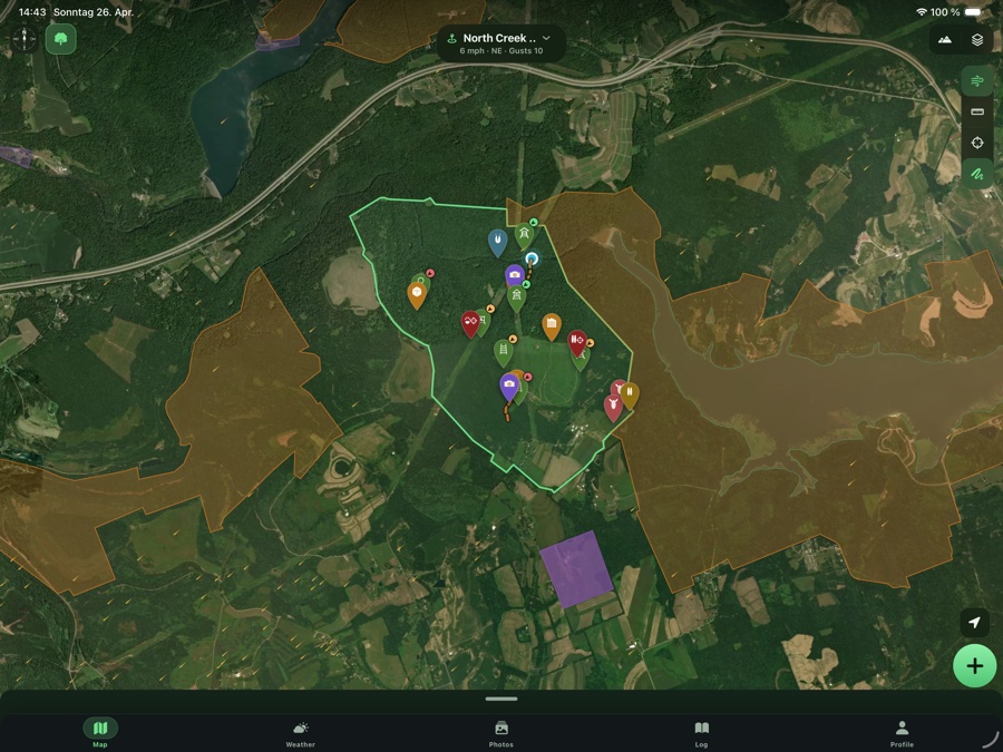 Hunting ground with USFS / BLM public land overlay and stand markers